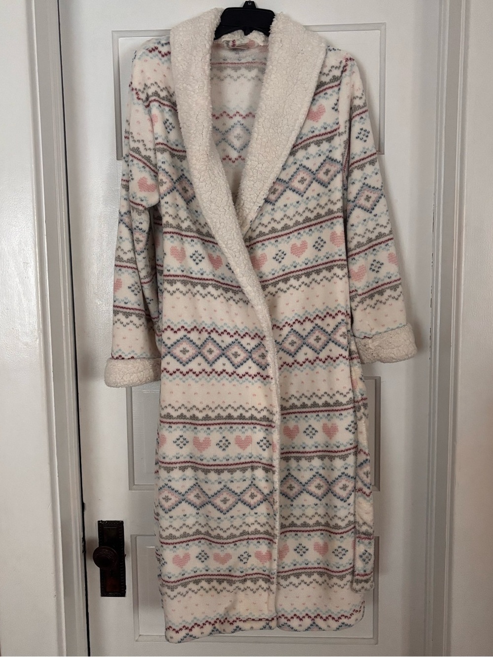 Secret Treasures Cream Plush Robe with Pastel Heart & Fair Isle Print